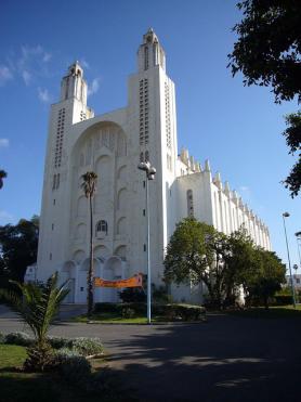 Marocká Casablanca s katedrálou