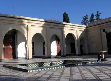 Muzeum v paláci Dar Batha, město Fès