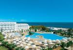Pohled na areál tuniského hotelu Riu Bellevue Park