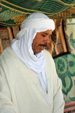 Tunisko - arabský prodavač