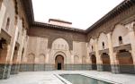 Marocké město Marrákeš a mešita Ben Youssef 