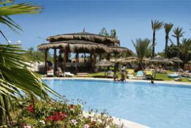 Tuniský hotel Royal Kenz s bazénem