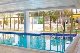 Vnitřní bazén tuniského hotelu Sindbad, Hammamet