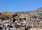 Pohled na marocké město Fès