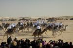 Oáza Douz - velbloudí závody během Saharského festivalu