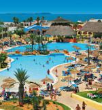 Pohled na komplex tuniského hotelu Caribbean World Borj Cedria